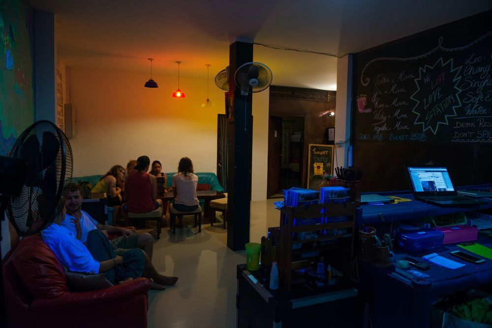 Love Station Hostel バーン・タイ エクステリア 写真