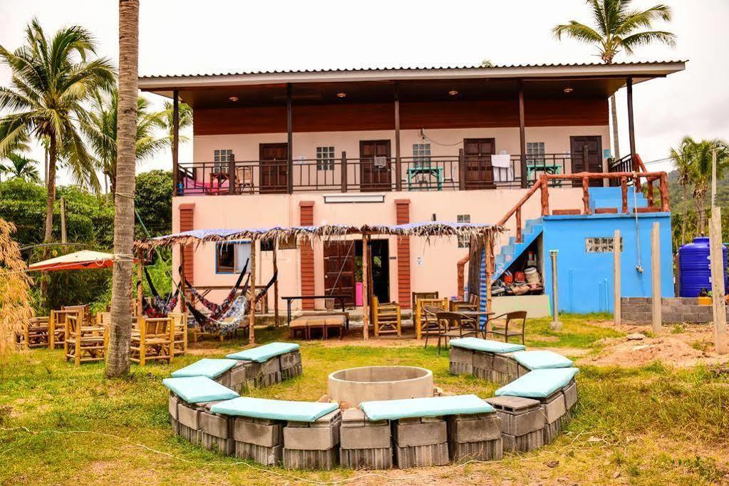 Love Station Hostel バーン・タイ エクステリア 写真